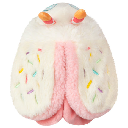 Alteregos Moth Cake Top