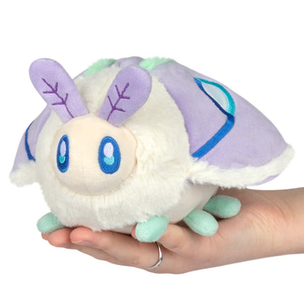 party snackers lilac luna moth front image