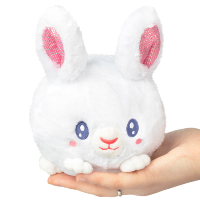 Snacker Fluffy Bunny S1E1